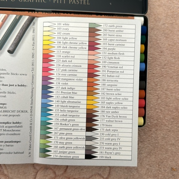 Faber-Castell Pitt Pastel Pencil Color Set of 12 - Picture 3 of 6